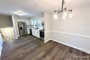 701 Archdale Dr, Charlotte, NC 28217 - Photo 5