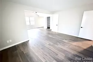 701 Archdale Dr, Charlotte, NC 28217 - Photo 19
