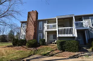 6117-C Heathstone Ln, Charlotte, NC 28210 - Photo 1
