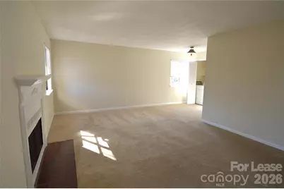 6117-C Heathstone Lane #C, Charlotte, NC 28210 - Photo 5