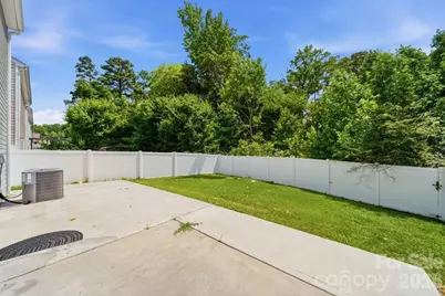9539 Kendall Drive, Charlotte, NC 28214 - Photo 35