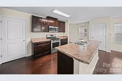9539 Kendall Drive, Charlotte, NC 28214 - Photo 11