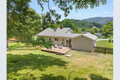 25 Nesbitt Street, Waynesville, NC 28786 - Photo 21