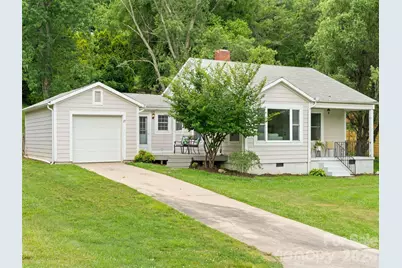 25 Nesbitt Street, Waynesville, NC 28786 - Photo 1