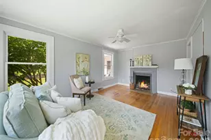 25 Nesbitt St, Waynesville, NC 28786 - Photo 7