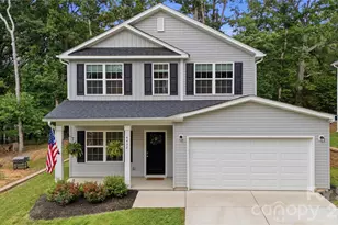 4432 Woodwind St, Charlotte, NC 28213 - Photo 1