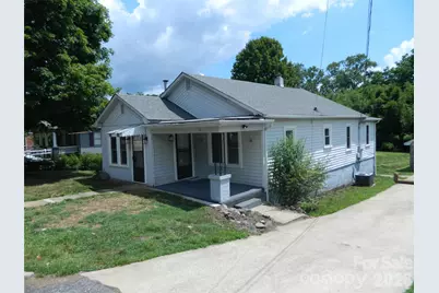 129 Edgebrook Place NW, Lenoir, NC 28645 - Photo 1