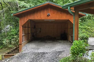 1026 High Top Mountain Rd, Whittier, NC 28789 - Photo 39