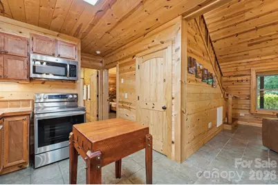 1026 High Top Mountain Road, Whittier, NC 28789 - Photo 15