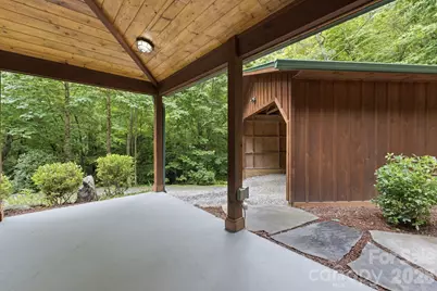 1026 High Top Mountain Road, Whittier, NC 28789 - Photo 3