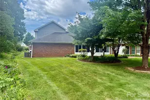 112 Mooreland Dr NE, Conover, NC 28613 - Photo 3