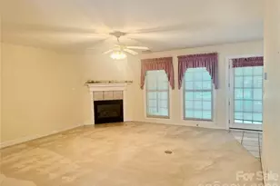 112 Mooreland Dr NE, Conover, NC 28613 - Photo 11