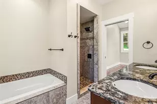 25 Shady Park Ln, Asheville, NC 28804 - Photo 31