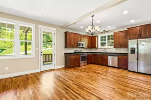 25 Shady Park Ln, Asheville, NC 28804 - Photo 15