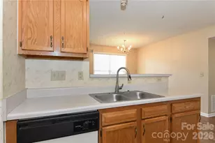 5008 Lawndale Dr, Greensboro, NC 27455 - Photo 13