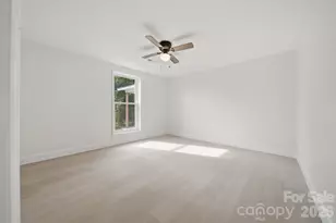 218 33rd St SW, Hickory, NC 28602 - Photo 15