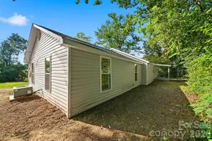 218 33rd St SW, Hickory, NC 28602 - Photo 25