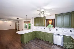 8327 Loma Linda Ln, Waxhaw, NC 28173 - Photo 5