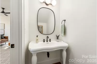 532 Campus Street, Charlotte, NC 28216 - Photo 9