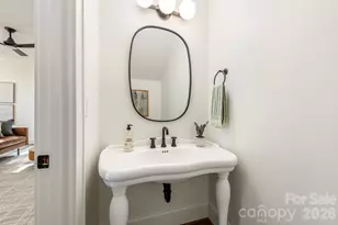 532 Campus St, Charlotte, NC 28216 - Photo 9