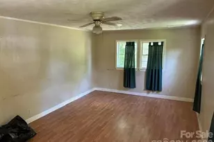 419 Blue Ridge Rd, Black Mountain, NC 28711 - Photo 5