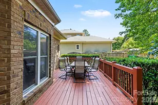 10130 Fairlea Dr, Charlotte, NC 28269 - Photo 37