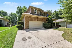 10130 Fairlea Dr, Charlotte, NC 28269 - Photo 1