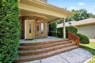 10130 Fairlea Dr, Charlotte, NC 28269 - Photo 5