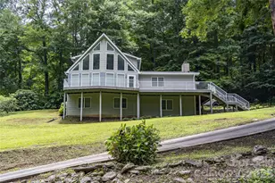 101 Friar Tuck Ln, Maggie Valley, NC 28751 - Photo 3