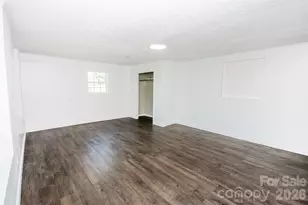 125 Linda Dr, Harmony, NC 28634 - Photo 9