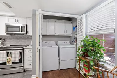 9319 S Vicksburg Park Court, Charlotte, NC 28210 - Photo 11