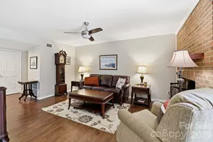 9319 S Vicksburg Park Ct, Charlotte, NC 28210 - Photo 15