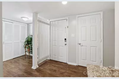 9319 S Vicksburg Park Court, Charlotte, NC 28210 - Photo 5