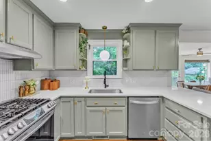 105 Azalea Ct, Greenville, SC 29615 - Photo 3