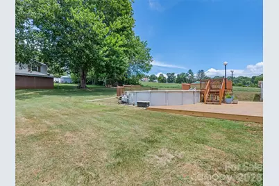 111 Keith Street, Clyde, NC 28721 - Photo 5
