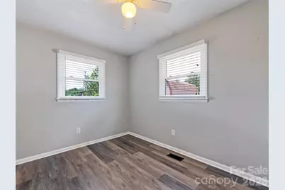 111 Keith Street, Clyde, NC 28721 - Photo 23