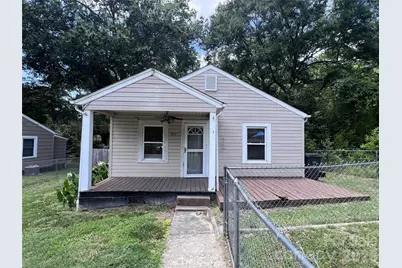 409 S Maple Street, Dallas, NC 28034 - Photo 3