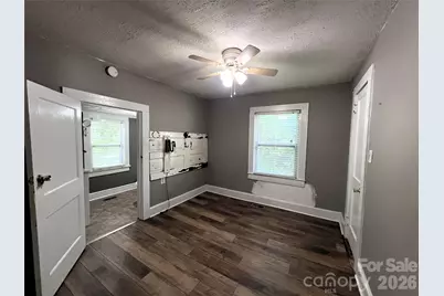 409 S Maple Street, Dallas, NC 28034 - Photo 15