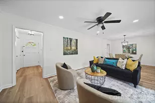 525 Julia Ave, Belmont, NC 28012 - Photo 3