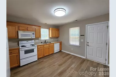 2504 S Ridge Avenue, Kannapolis, NC 28083 - Photo 5