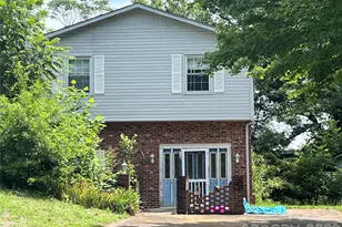 139 Vista Dr, Forest City, NC 28043 - Photo 3