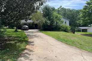 139 Vista Dr, Forest City, NC 28043 - Photo 1
