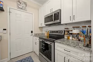 309 James St, Gastonia, NC 28052 - Photo 9