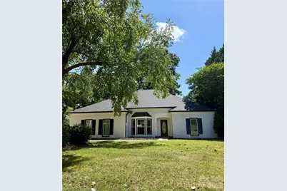4015 Thistledown Court, Charlotte, NC 28269 - Photo 3