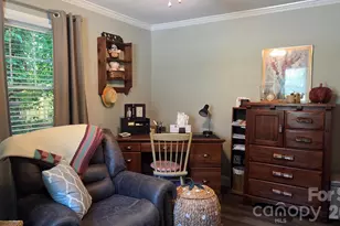 809 Alexander St, Lincolnton, NC 28092 - Photo 17