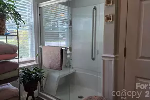 809 Alexander St, Lincolnton, NC 28092 - Photo 23