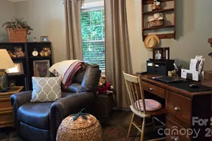 809 Alexander St, Lincolnton, NC 28092 - Photo 19