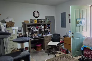 809 Alexander St, Lincolnton, NC 28092 - Photo 29
