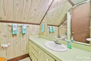 552 N Fork Rd, Burnsville, NC 28714 - Photo 25