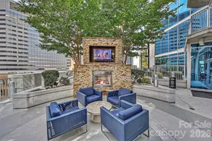 210 N Church St, Charlotte, NC 28202 - Photo 17